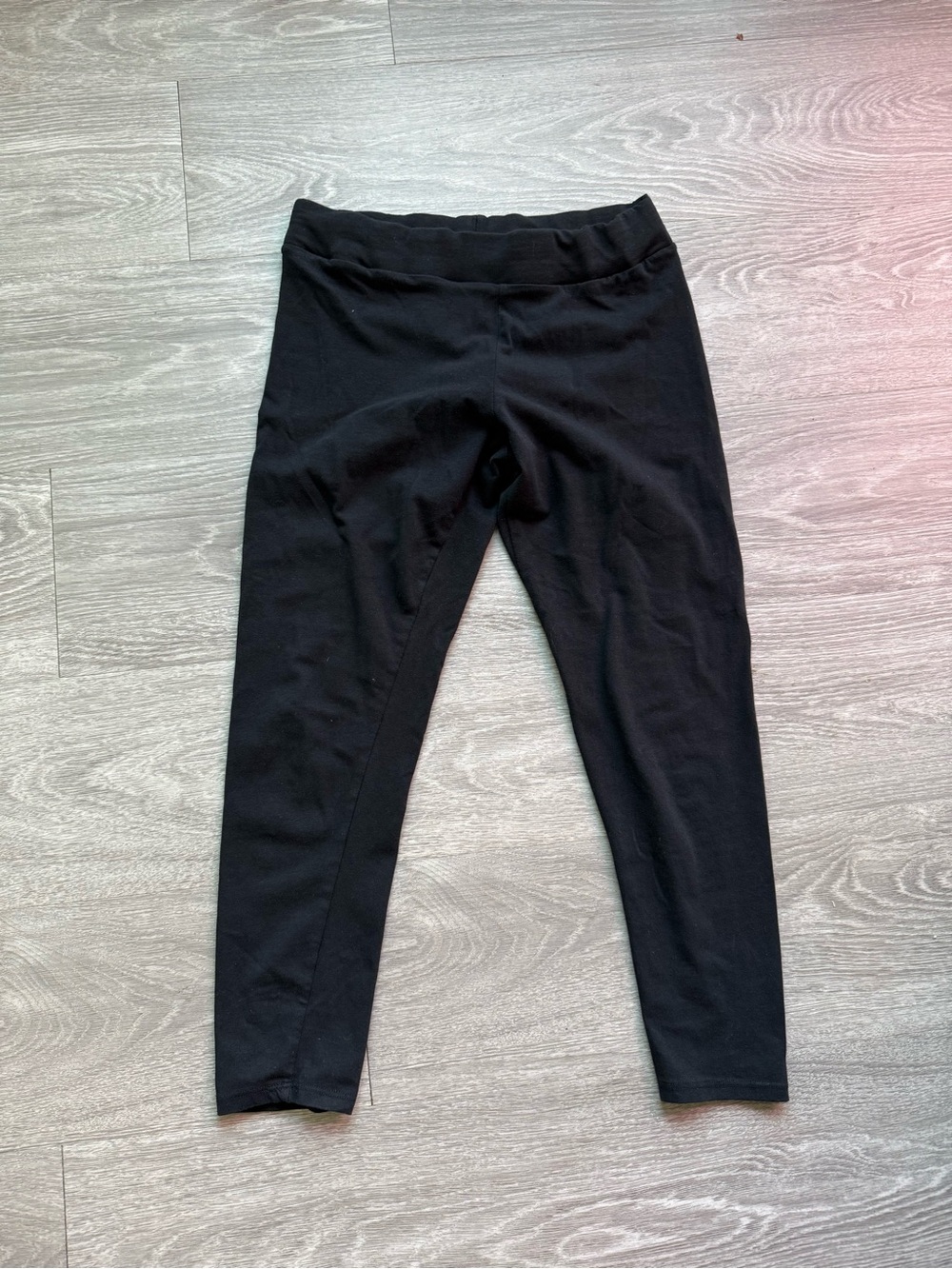 Mossimo Women’s Black leggings L gently used